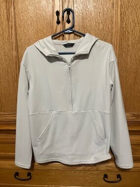 NWOT Dokotoo Light Cream Half-Zip Hoodie